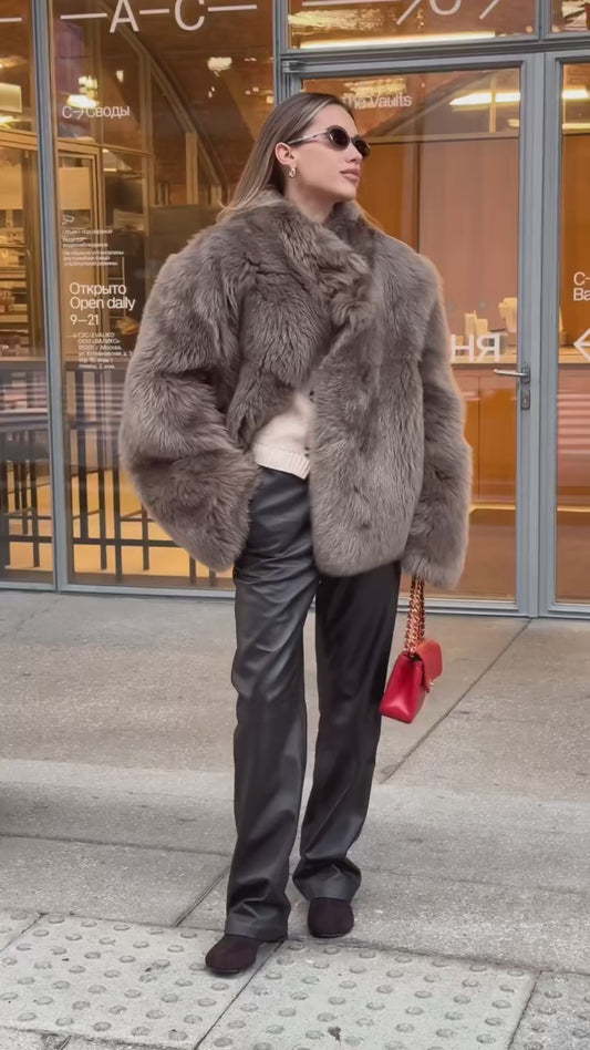 Winter Women Warm Faux Fur Coats Fashion Browns Long Sleeve Stand Collar Short Jackets 2025 Lady High Street Commute Outerwear